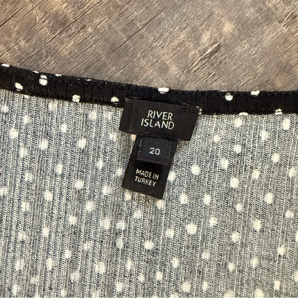 River Island Black Long Sleeve Dress with White Dots - Picture 5 of 7